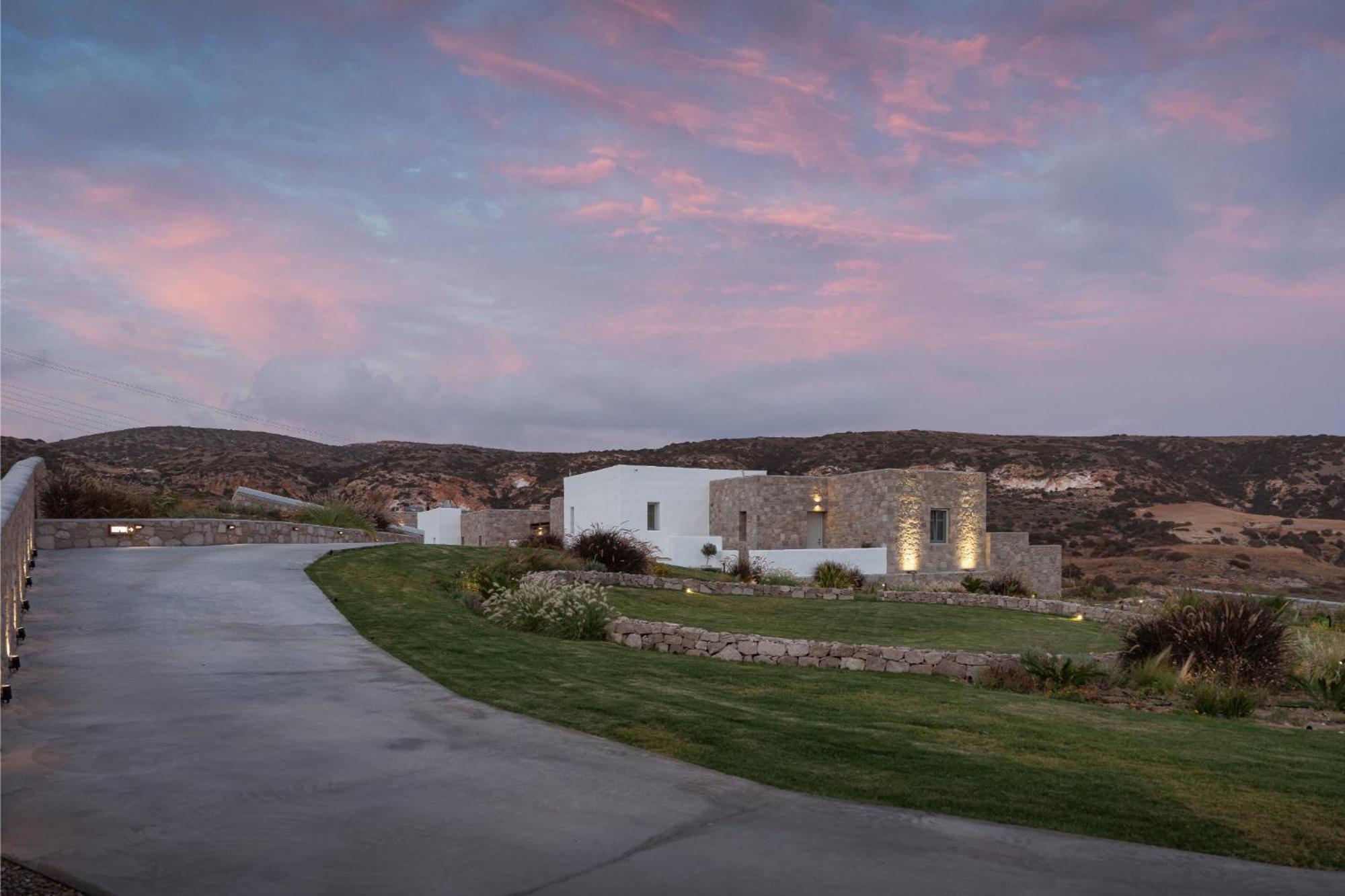 Horizon Suites Milos Paliochori Bagian luar foto