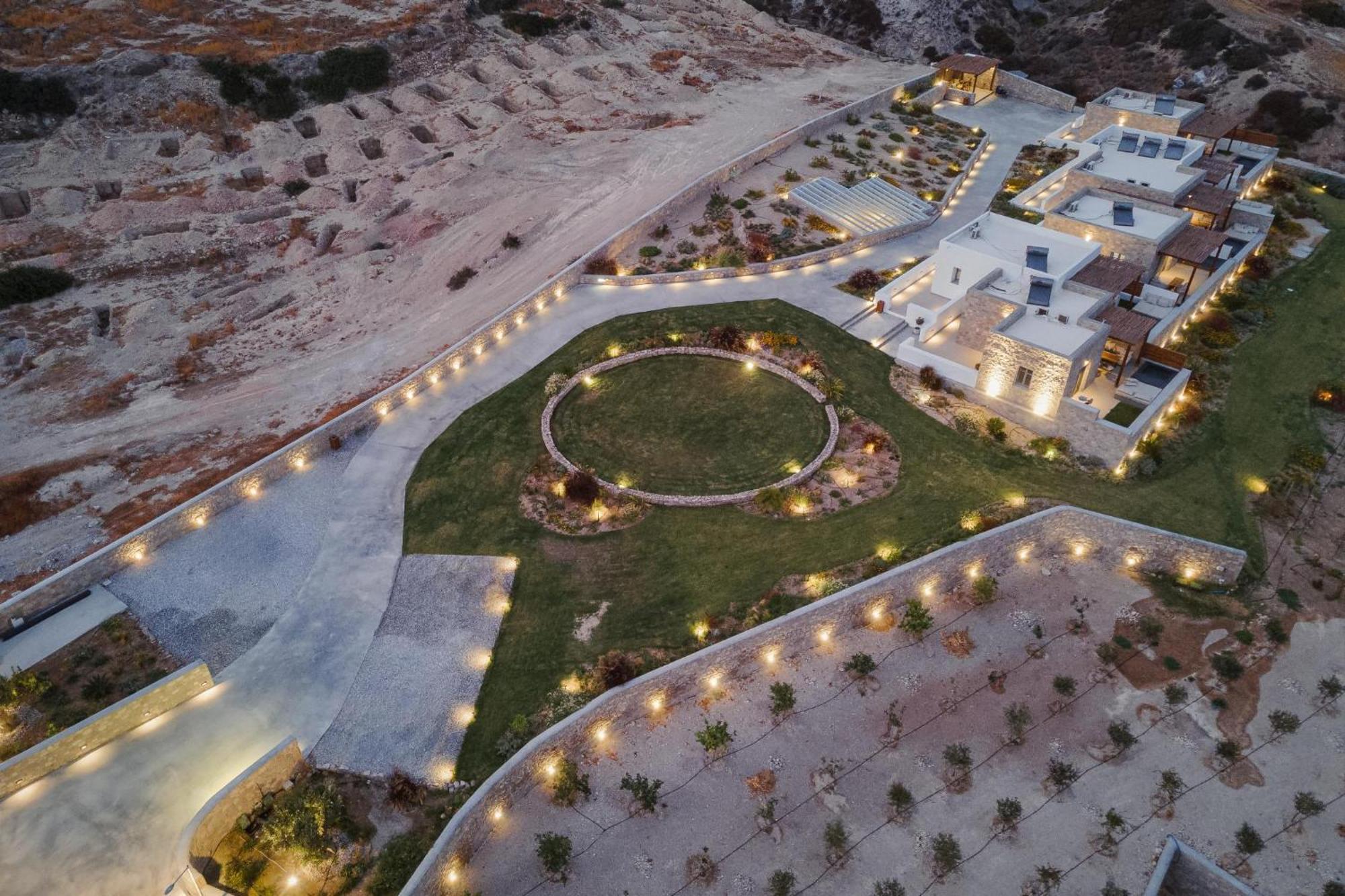 Horizon Suites Milos Paliochori Bagian luar foto